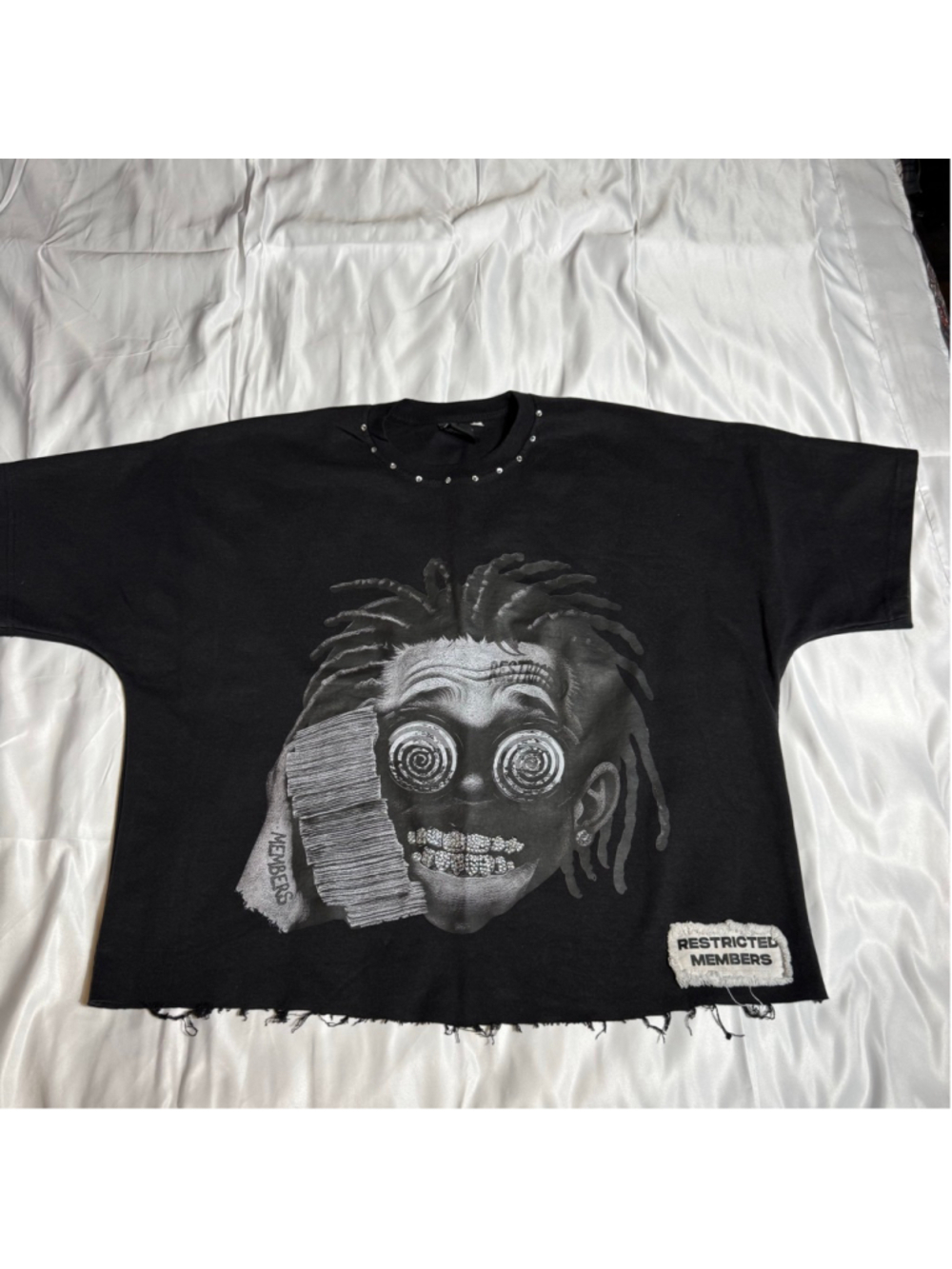 Men's RESTRICTED Black White Graphic Short Sleeve Tee L